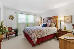 3128 59th St S, Gulfport, FL 33707 - Photo 9