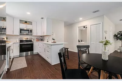 3704 Carroway Street, Tampa, FL 33619 - Photo 3