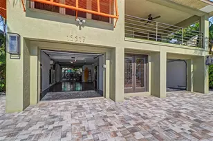 15517 Gulf Blvd, Redington Beach, FL 33708 - Photo 3