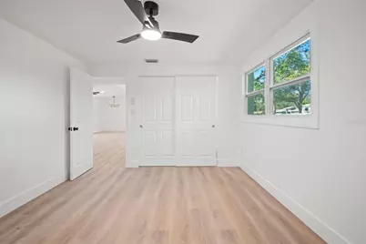 9402 W Cluster Avenue, Tampa, FL 33615 - Photo 27