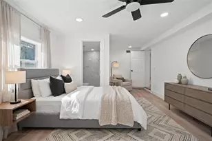 9402 W Cluster Ave, Tampa, FL 33615 - Photo 19