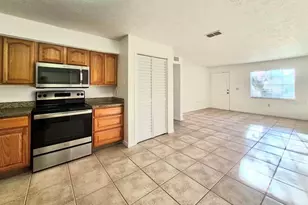 1702 E Mulberry Dr, Tampa, FL 33604 - Photo 11