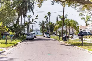 418 Lebeau St, Clearwater, FL 33755 - Photo 33