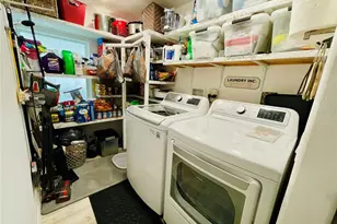 105 Pinebark Dr, Palm Harbor, FL 34684 - Photo 19