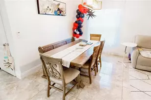 1110 Seminole Sky Dr, Ruskin, FL 33570 - Photo 3