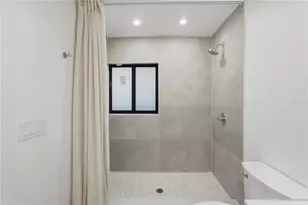 2846 Pinellas Point Dr S, Saint Petersburg, FL 33712 - Photo 47