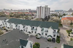 320 Island Way, Clearwater Beach, FL 33767 - Photo 45