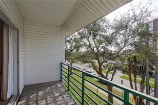 320 Island Way, Clearwater Beach, FL 33767 - Photo 35