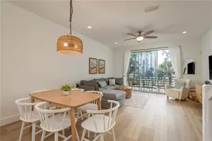 320 Island Way, Clearwater Beach, FL 33767 - Photo 9