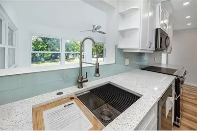 8279 29th Avenue N, Saint Petersburg, FL 33710 - Photo 11