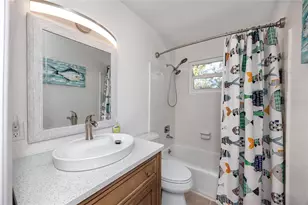 8279 29th Ave N, Saint Petersburg, FL 33710 - Photo 31