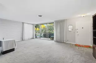 1000 N Shore Dr NE, Saint Petersburg, FL 33701 - Photo 11