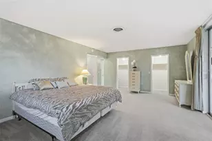 1000 N Shore Dr NE, Saint Petersburg, FL 33701 - Photo 21