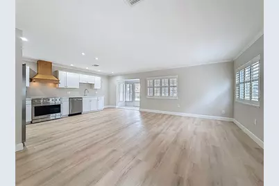 6747 Cape Hatteras Way NE #4, Saint Petersburg, FL 33702 - Photo 5