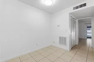 24862 US Hwy 19 N, Clearwater, FL 33763 - Photo 9