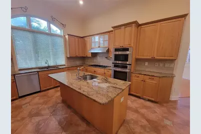 10209 Thurston Groves Boulevard, Largo, FL 33778 - Photo 21