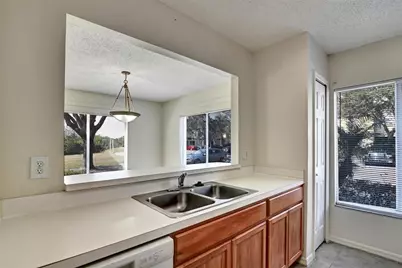 10805 Keys Gate Drive, Riverview, FL 33579 - Photo 11
