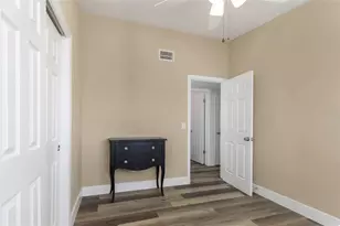 676 Orangewood Dr, Dunedin, FL 34698 - Photo 17