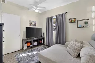 2016 Windsor Way, Tampa, FL 33619 - Photo 17