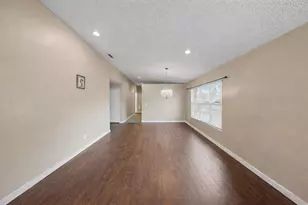 1817 Coyote Pl, Brandon, FL 33511 - Photo 3