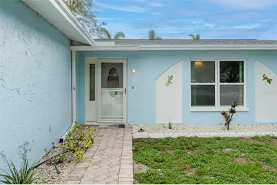 8918 134th Street, Seminole, FL 33776 - Photo 5