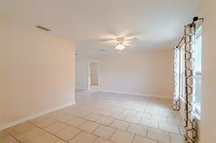 8918 134th St, Seminole, FL 33776 - Photo 7