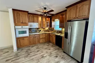 2261 Swedish Dr, Clearwater, FL 33763 - Photo 7