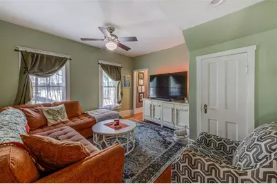 615 Grove Street N, Saint Petersburg, FL 33701 - Photo 13