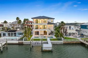 820 Bay Point Dr, Madeira Beach, FL 33708 - Photo 77