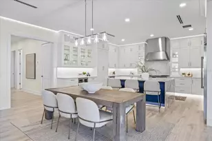 820 Bay Point Dr, Madeira Beach, FL 33708 - Photo 21