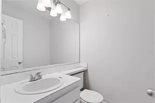 15648 Bear Creek Dr, Tampa, FL 33624 - Photo 19