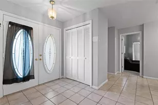 15648 Bear Creek Dr, Tampa, FL 33624 - Photo 5