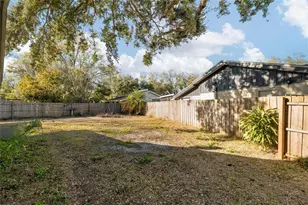 15648 Bear Creek Dr, Tampa, FL 33624 - Photo 25