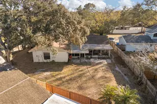 15648 Bear Creek Dr, Tampa, FL 33624 - Photo 29