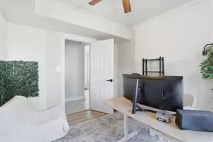 206 E Genesee St, Tampa, FL 33603 - Photo 9