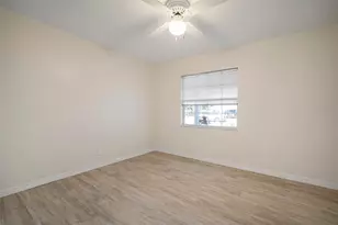 910 Spindle Palm Way, Apollo Beach, FL 33572 - Photo 31