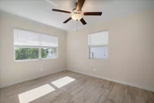 910 Spindle Palm Way, Apollo Beach, FL 33572 - Photo 13