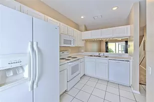 1309 Costa Mesa Dr, Wesley Chapel, FL 33543 - Photo 5