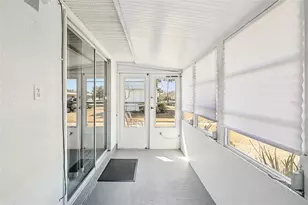 202 Bedford Trail, Sun City Center, FL 33573 - Photo 23