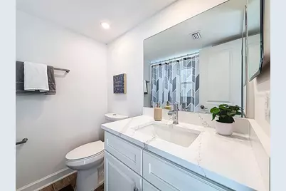 4550 Cove Circle #106, Saint Petersburg, FL 33708 - Photo 23