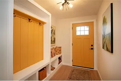 6515 30th Street N, Saint Petersburg, FL 33702 - Photo 5