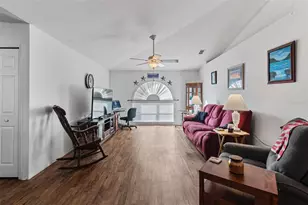 13912 Coronado Dr, Spring Hill, FL 34609 - Photo 3