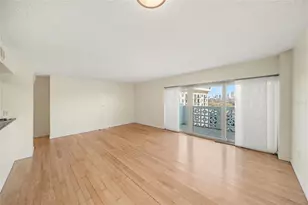 2401 Bayshore Blvd, Tampa, FL 33629 - Photo 9