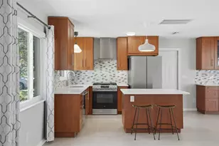 7962 2nd Way N, Saint Petersburg, FL 33702 - Photo 5