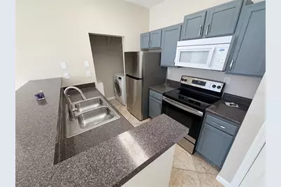 10764 70th Avenue #1101, Seminole, FL 33772 - Photo 13