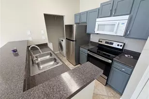 10764 70th Ave, Seminole, FL 33772 - Photo 13