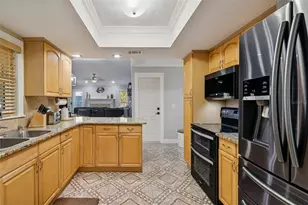 1147 Ridgecrest Ct, Palm Harbor, FL 34683 - Photo 11