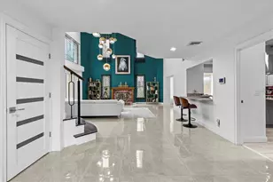 5914 La Rosa Ln, Apollo Beach, FL 33572 - Photo 9