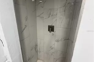 5475 42nd St N, Saint Petersburg, FL 33714 - Photo 9