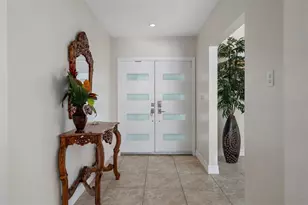 4928 61st Ave S, Saint Petersburg, FL 33715 - Photo 9